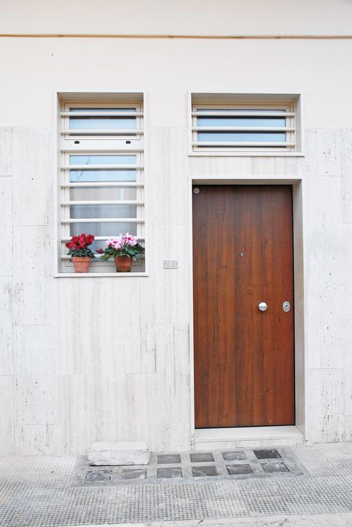 Brezzolina Apartment with parking Bitonto Buitenkant foto