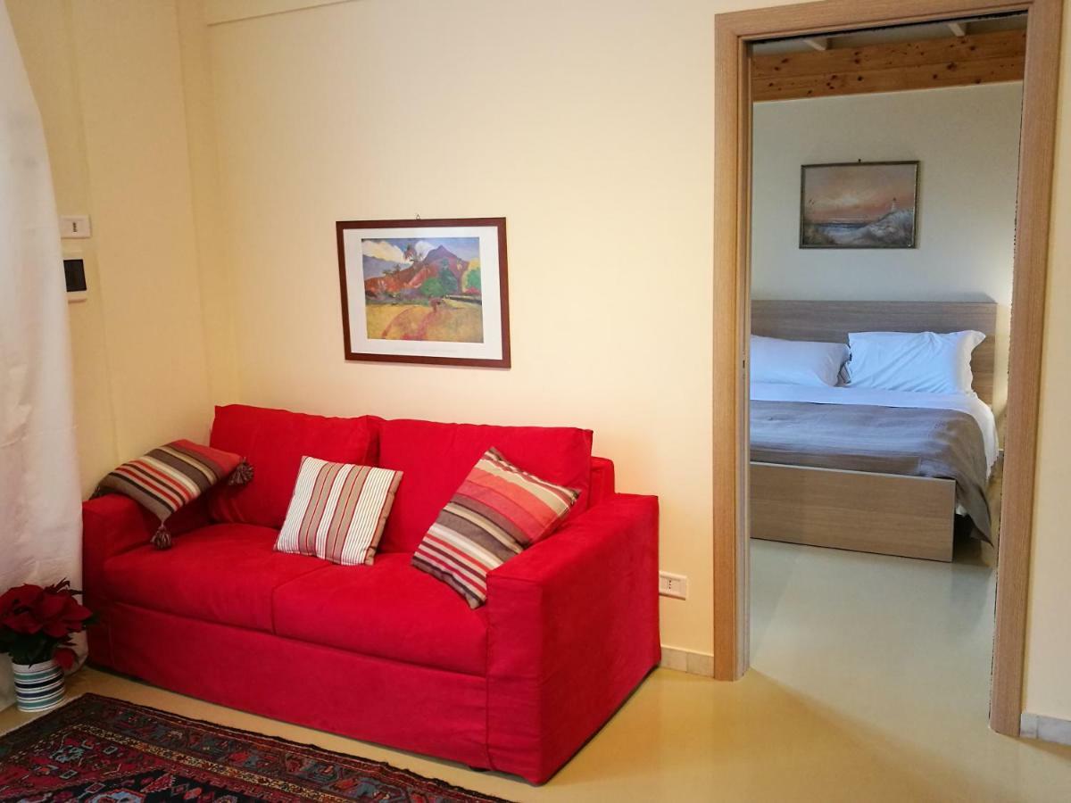 Brezzolina Apartment with parking Bitonto Buitenkant foto