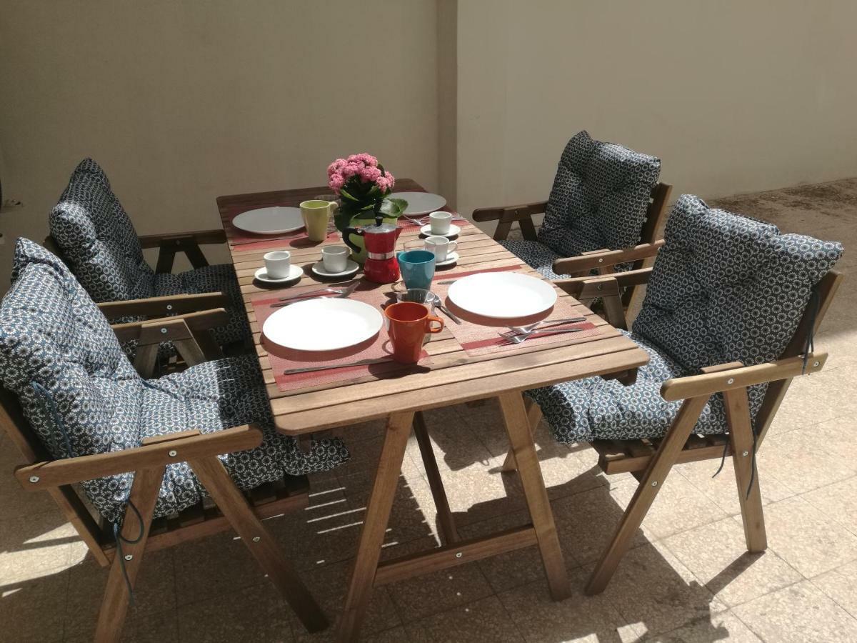 Brezzolina Apartment with parking Bitonto Buitenkant foto